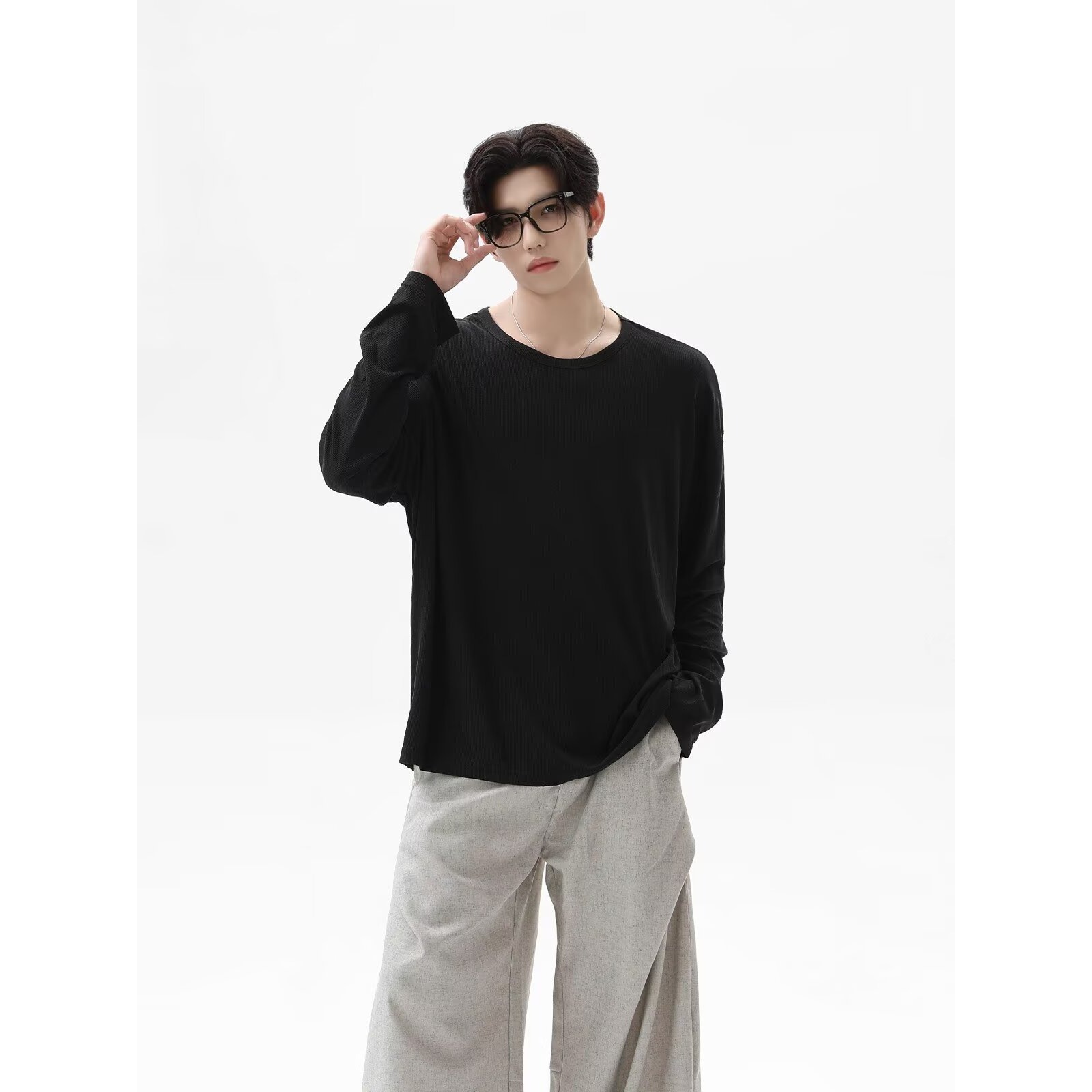 Новая осенняя футболка 2026 с  – обзор и цена Undershirt Crew Neck